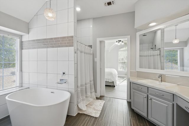 8629 Kensington Lane, North Richland Hills, TX 76182