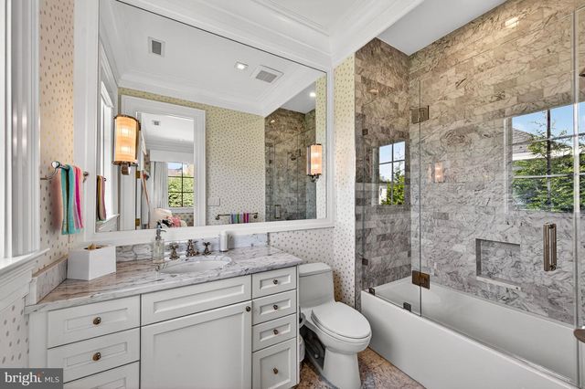 4432 CHESTNUT LN NW, Washington, DC 20007