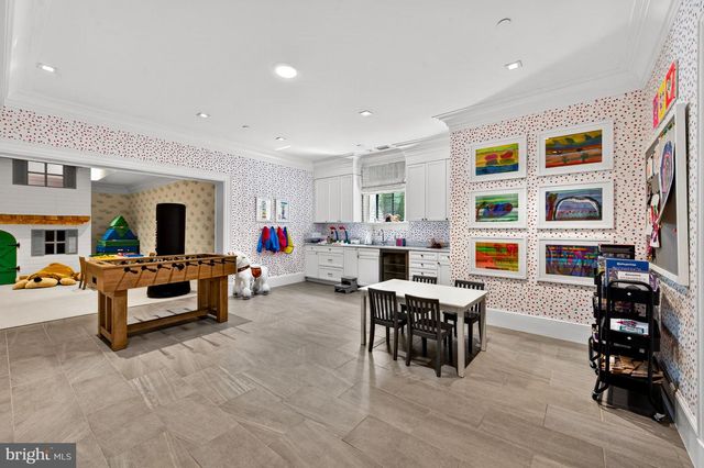 4432 CHESTNUT LN NW, Washington, DC 20007