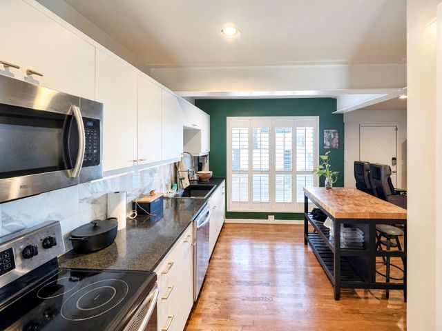 4122 Travis Street 9, Dallas, TX 75204