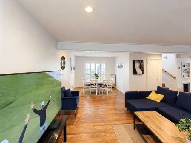 4122 Travis Street 9, Dallas, TX 75204