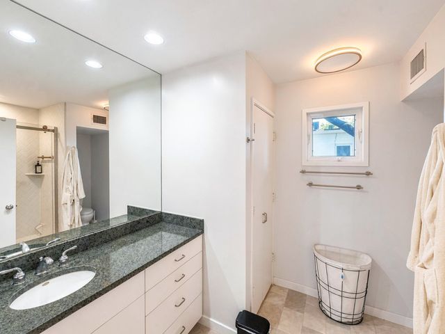 4122 Travis Street 9, Dallas, TX 75204