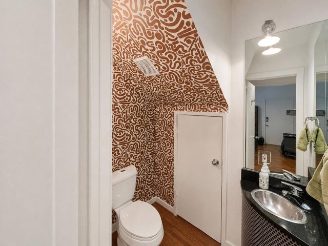 4122 Travis Street 9, Dallas, TX 75204