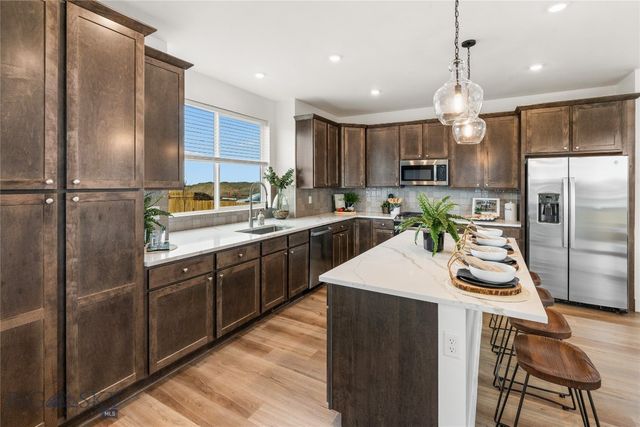 1802 Daysprings Ave, Bozeman, MT 59715