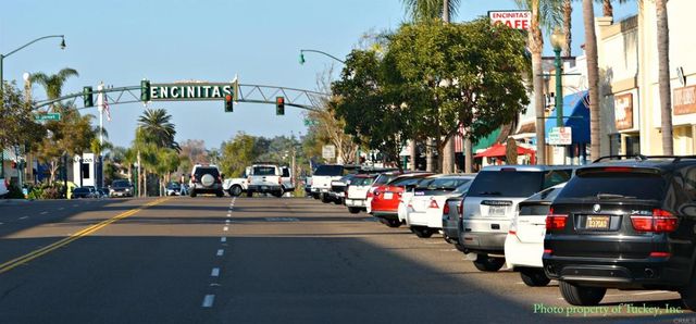 687 S Coast Highway 101 302, Encinitas, CA 92024