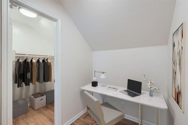 2033 Northview DR, San Marcos, TX 78666