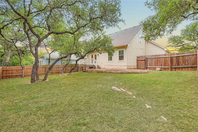 2033 Northview DR, San Marcos, TX 78666