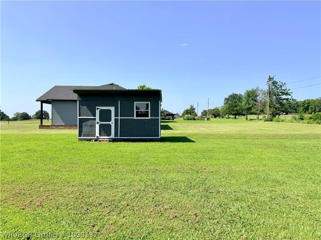 900 Gregory Avenue, Pocola, OK 74902