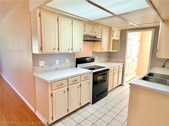 900 Gregory Avenue, Pocola, OK 74902