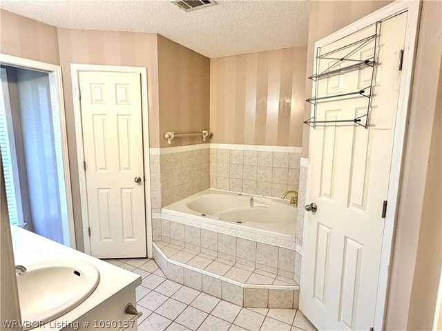 900 Gregory Avenue, Pocola, OK 74902