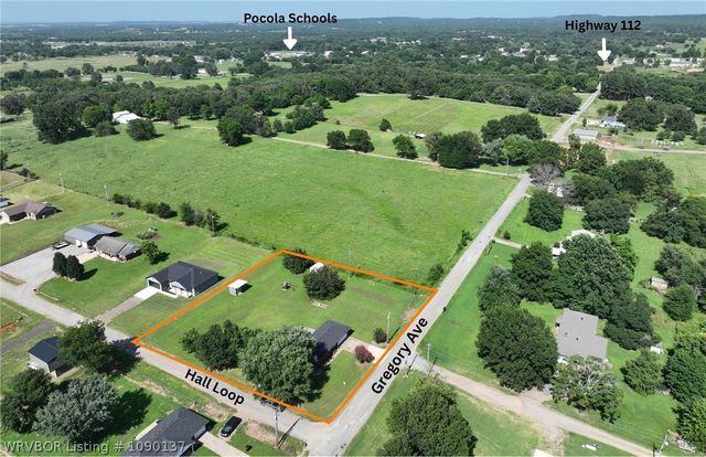 900 Gregory Avenue, Pocola, OK 74902