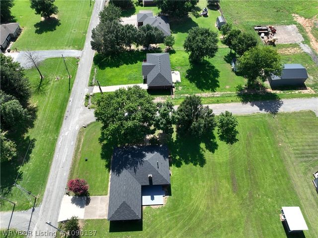 900 Gregory Avenue, Pocola, OK 74902