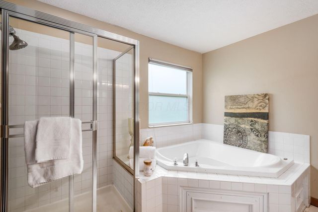 6641 Wisteria Circle, Dublin, OH 43016