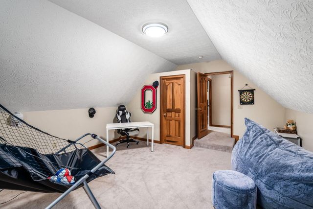 6641 Wisteria Circle, Dublin, OH 43016