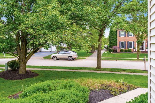 6641 Wisteria Circle, Dublin, OH 43016