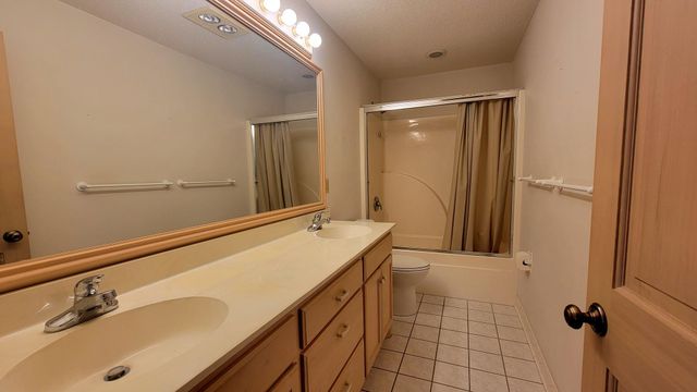 1374 Field Creek Circle, Victoria, MN 55386