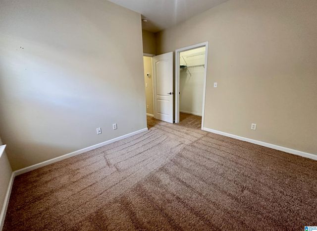 2726 OXMOOR GLEN DRIVE, Birmingham, AL 35211