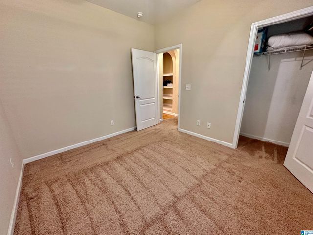 2726 OXMOOR GLEN DRIVE, Birmingham, AL 35211