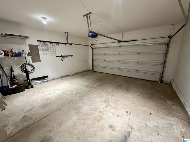 2726 OXMOOR GLEN DRIVE, Birmingham, AL 35211