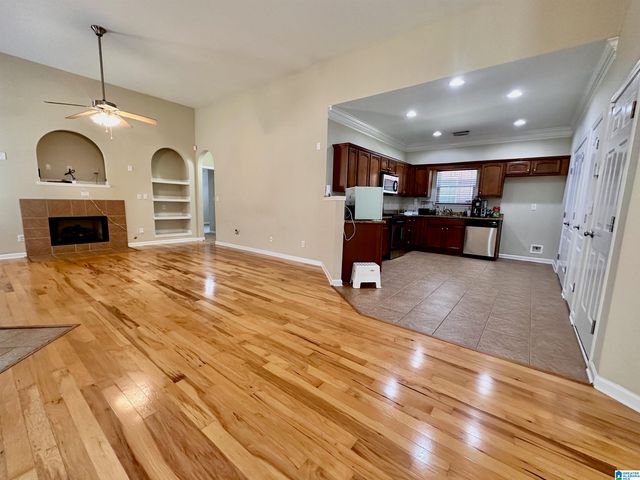 2726 OXMOOR GLEN DRIVE, Birmingham, AL 35211