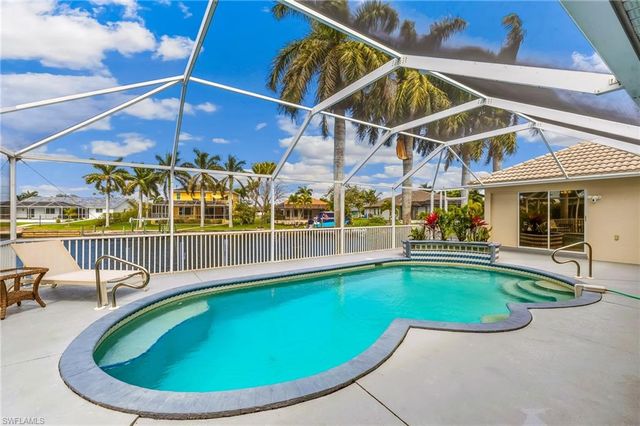 1735 SW 43rd TER, Cape Coral, FL 33914