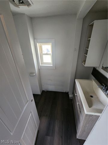 513 Rothrock Avenue, Akron, OH 44314