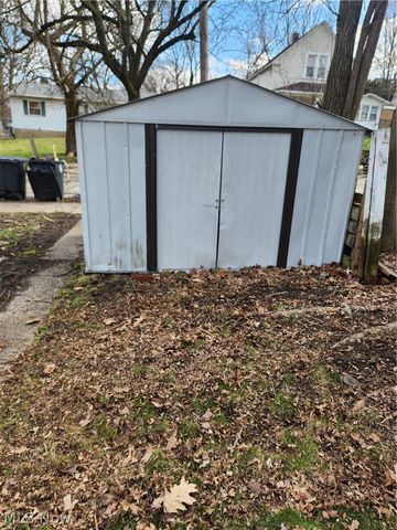 513 Rothrock Avenue, Akron, OH 44314