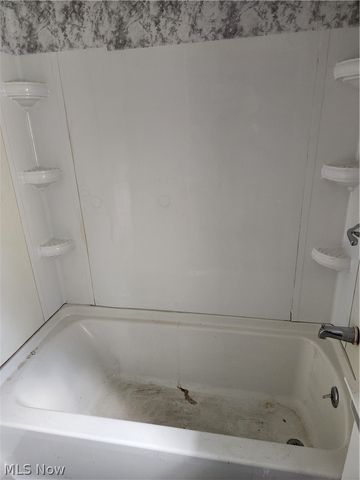 513 Rothrock Avenue, Akron, OH 44314