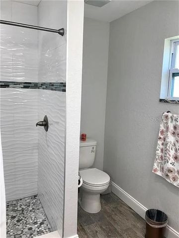 605 45TH AVENUE N, St Petersburg, FL 33703