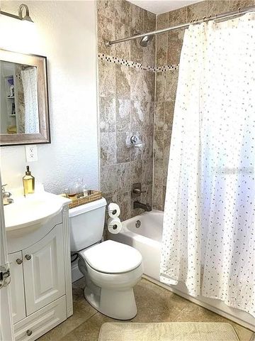 605 45TH AVENUE N, St Petersburg, FL 33703