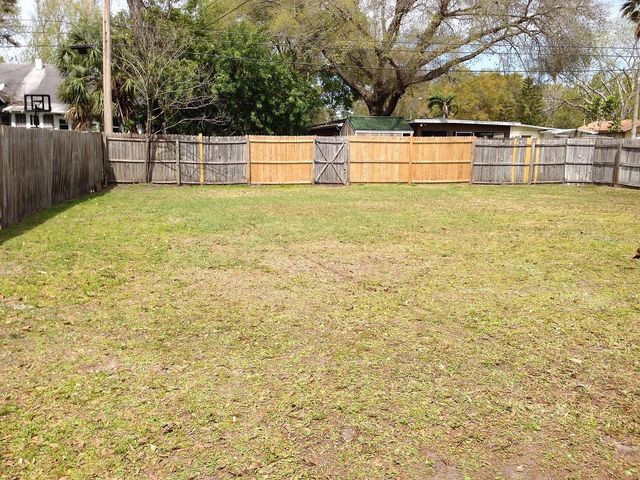 605 45TH AVENUE N, St Petersburg, FL 33703