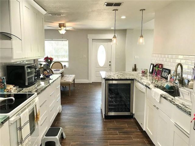 605 45TH AVENUE N, St Petersburg, FL 33703