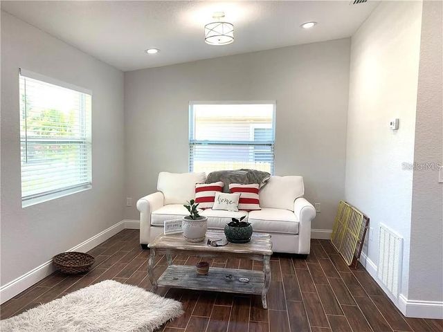 605 45TH AVENUE N, St Petersburg, FL 33703