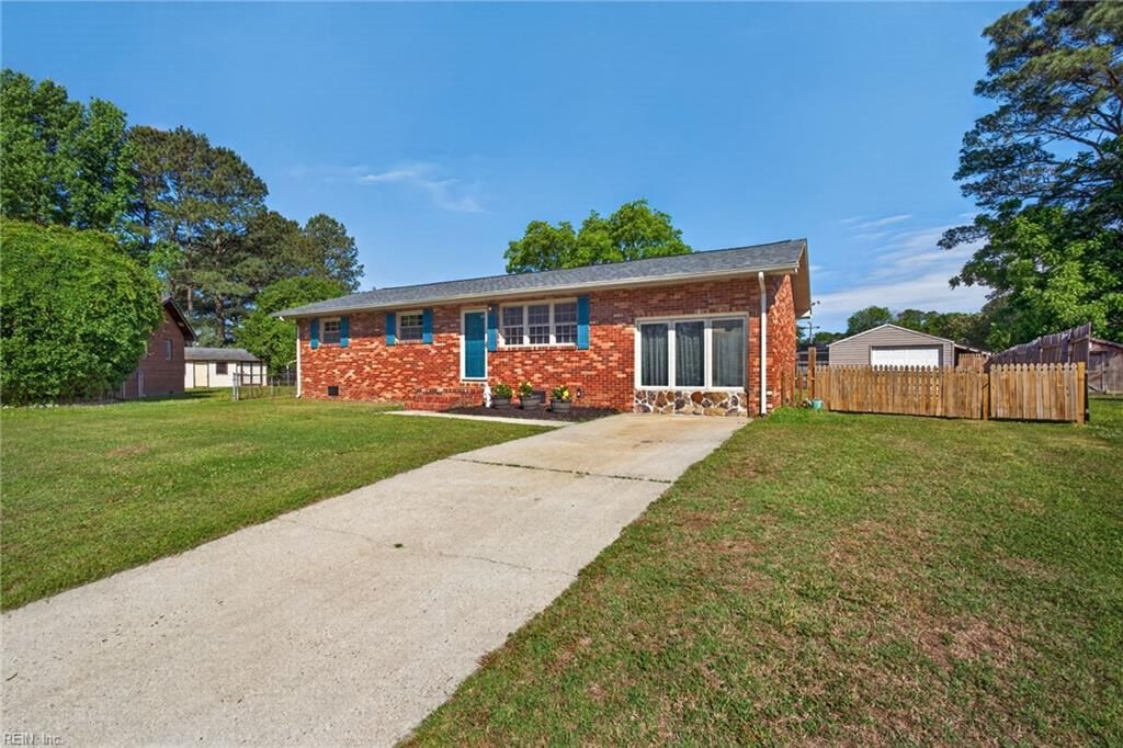 1436 Aspen CT, Suffolk, VA 23434