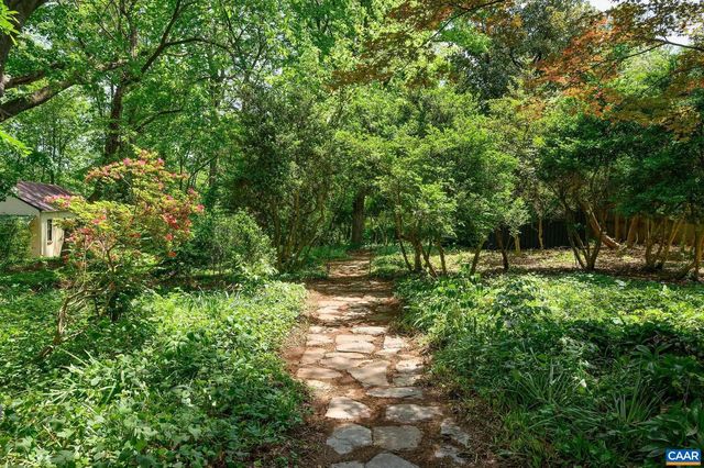 1326 RUGBY RD, Charlottesville, VA 22903