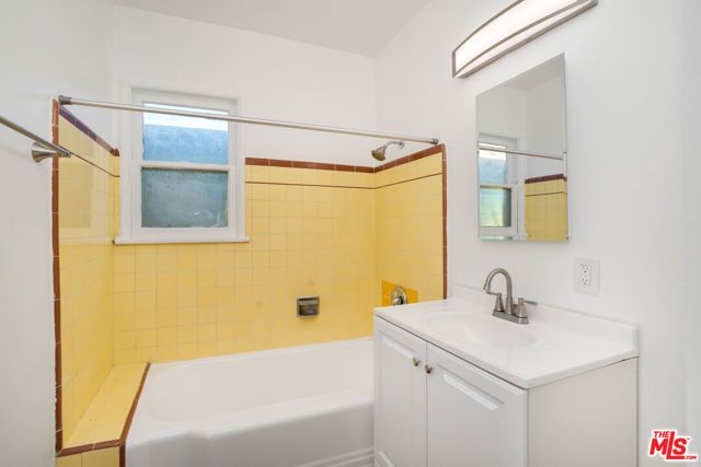 6509 Brynhurst Avenue, Los Angeles, CA 90043