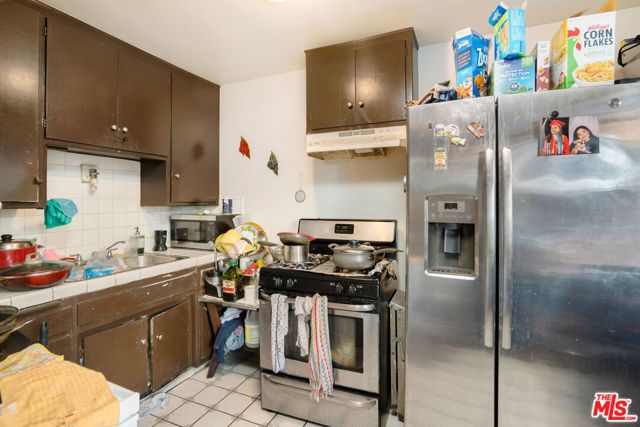 6509 Brynhurst Avenue, Los Angeles, CA 90043