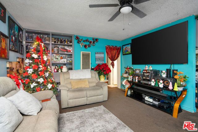 6509 Brynhurst Avenue, Los Angeles, CA 90043