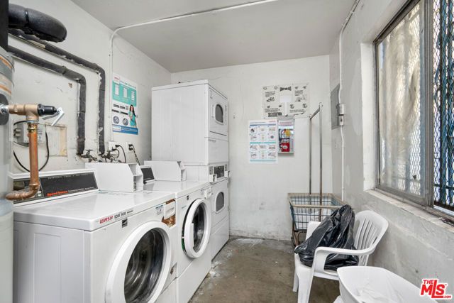 6509 Brynhurst Avenue, Los Angeles, CA 90043