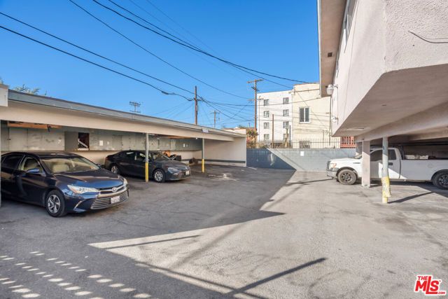 6509 Brynhurst Avenue, Los Angeles, CA 90043