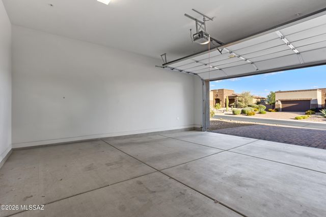 14035 N Speckled Burro Lane, Marana, AZ 85658