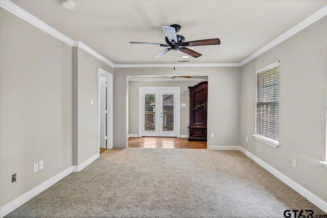 1017 E Olive St., Tyler, TX 75702