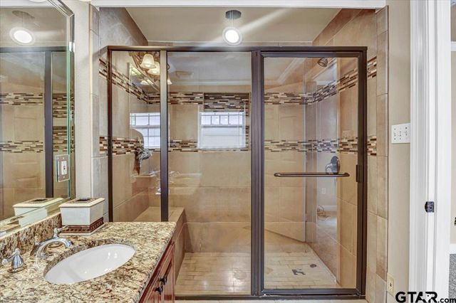 1017 E Olive St., Tyler, TX 75702