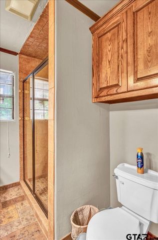 1017 E Olive St., Tyler, TX 75702