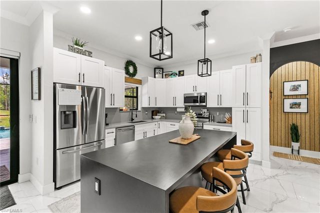 4473 Golden Gate BLVD E, Naples, FL 34120