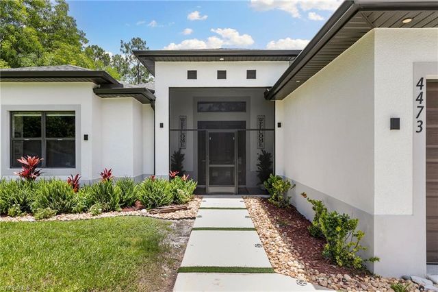 4473 Golden Gate BLVD E, Naples, FL 34120