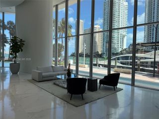 300 Biscayne Blvd Way 1002, Miami, FL 33131