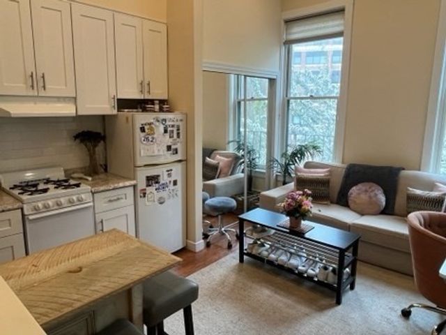 107 Chandler 2, Boston, MA 02116