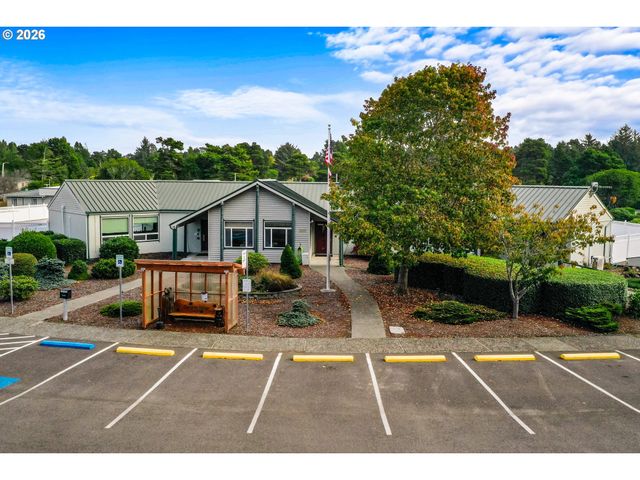 1600 RHODODENDRON Dr 200, Florence, OR 97439