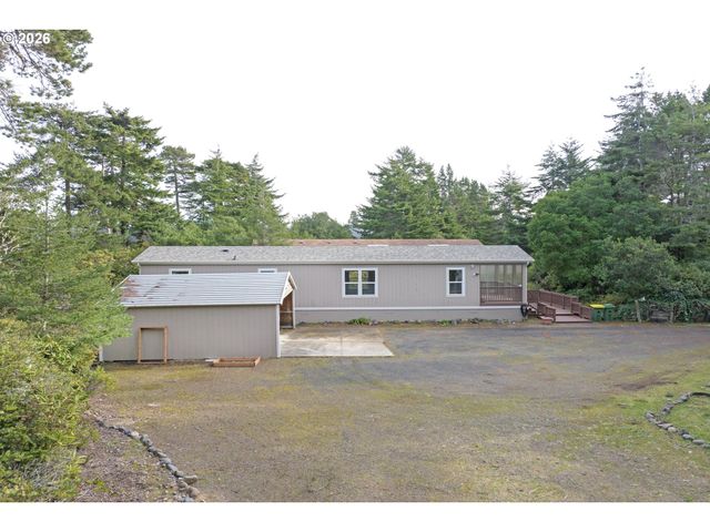 1600 RHODODENDRON Dr 200, Florence, OR 97439